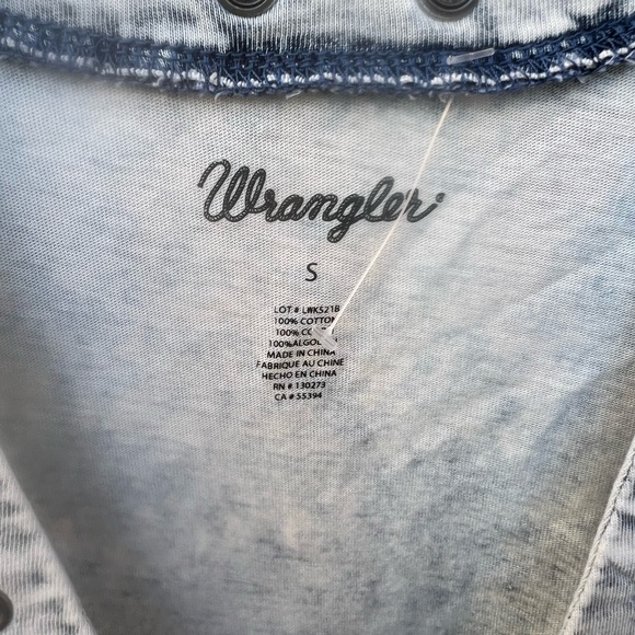 👗Wrangler Denim Blue Lace-Up Blouse - Picture 3 of 5